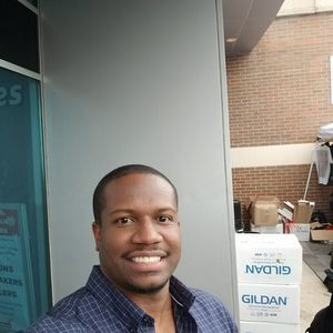 Meet your Posher, Justin